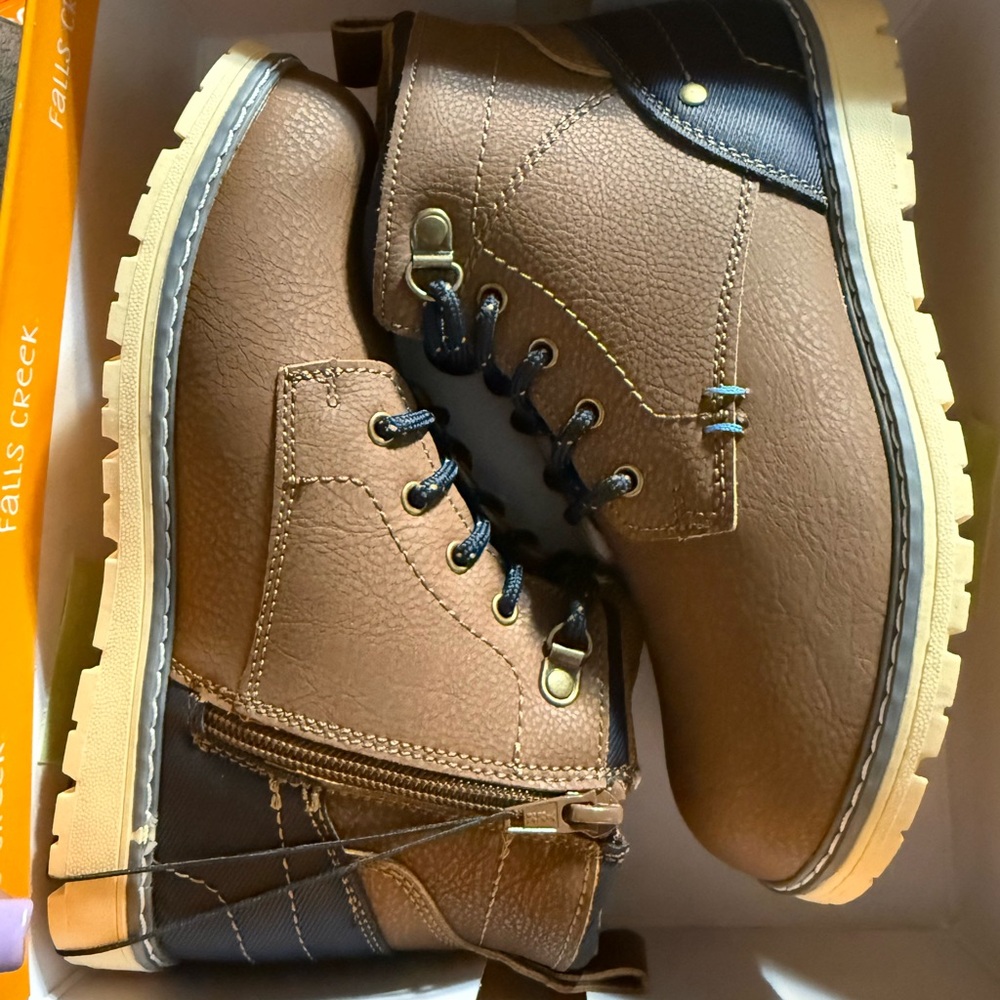 Falls Creek Boys Brown Boots